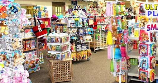 Smartickles Toy Store, Medina Roadtrippers