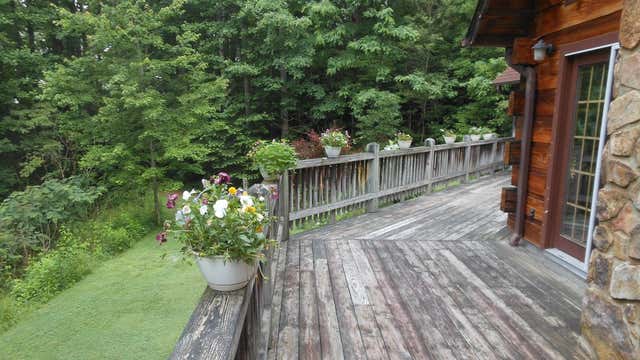 Tahimek Mountain Lodge Sylva Nc Roadtrippers