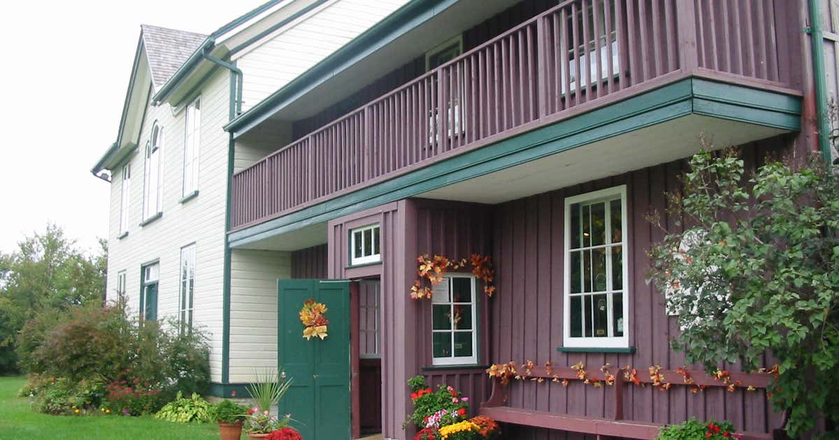 Heritage House Museum, New Vienna Roadtrippers