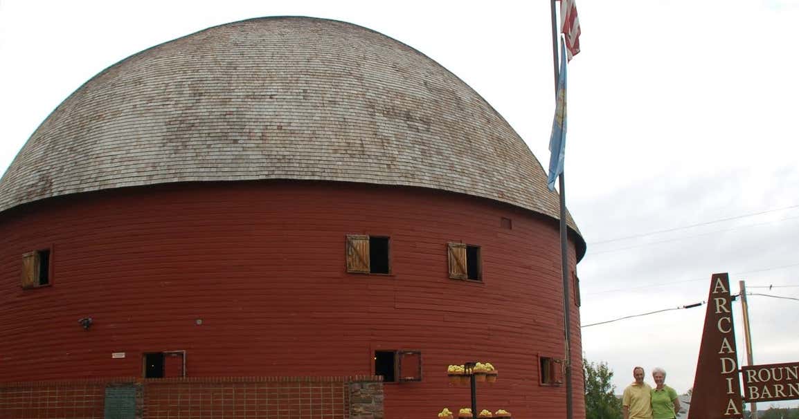 Arcadia Round Barn, Arcadia Roadtrippers