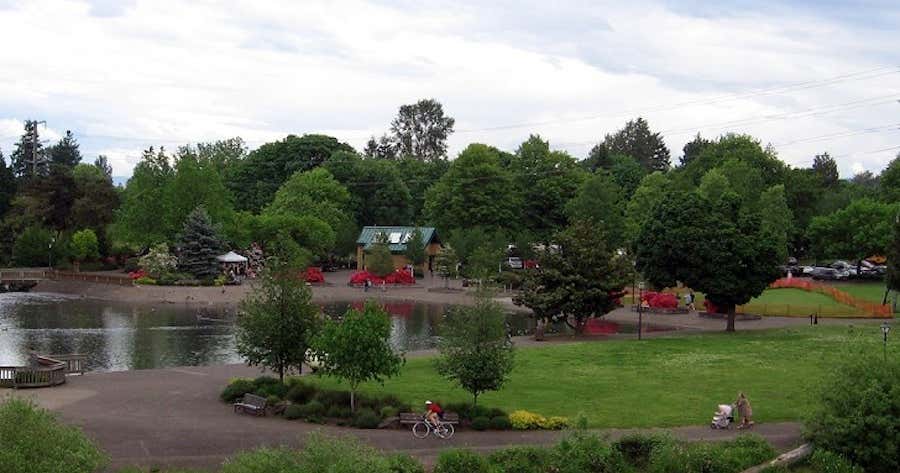 Alton Baker Dog Park, Eugene Roadtrippers