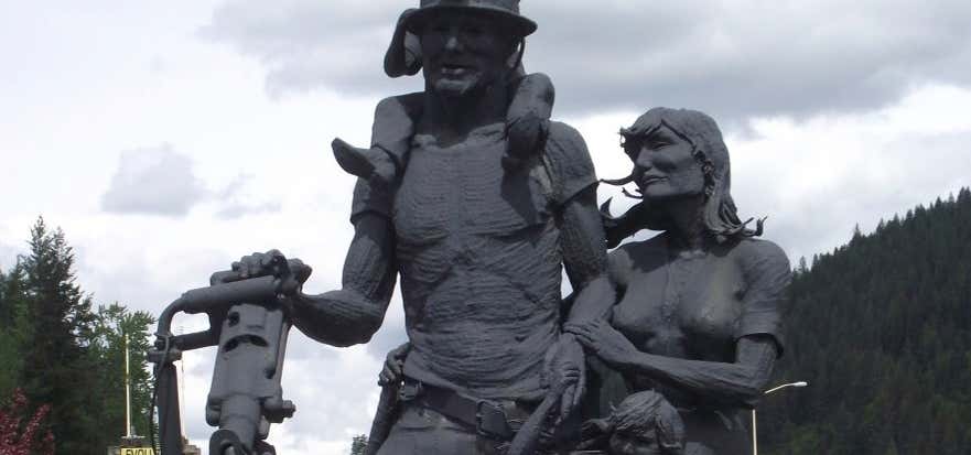 Photo of Sunshine Miner Family Statue