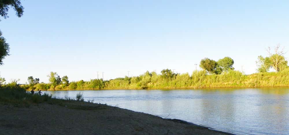 Feather River Parkway Yuba City Roadtrippers