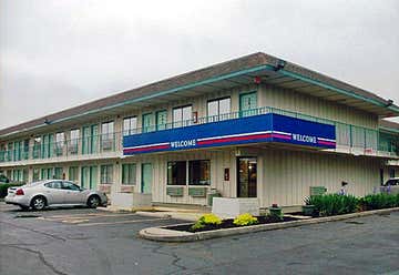 Photo of Motel 6 Cleveland West Lorain Amherst