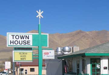 Photo of Town House Motel
