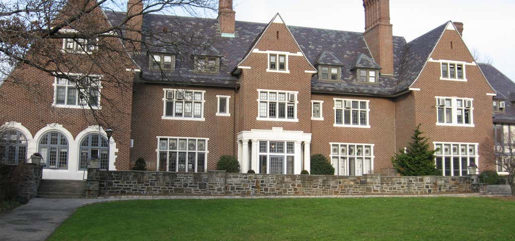 Photo of Sarah Lawrence College