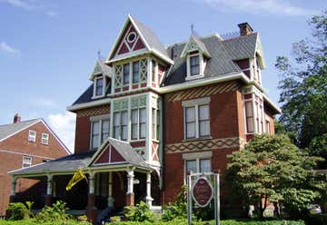 Photo of Spencer House Bed & Breakfast