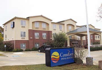 Photo of Comfort Inn & Suites Fredericksburg