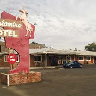 El Palomino Motel