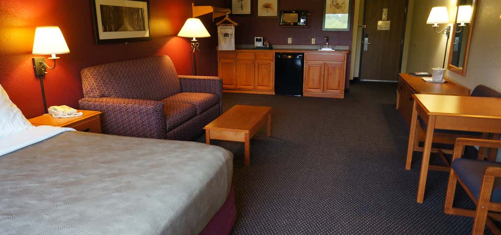 Photo of AmericInn Lodge & Suites Jonesborough