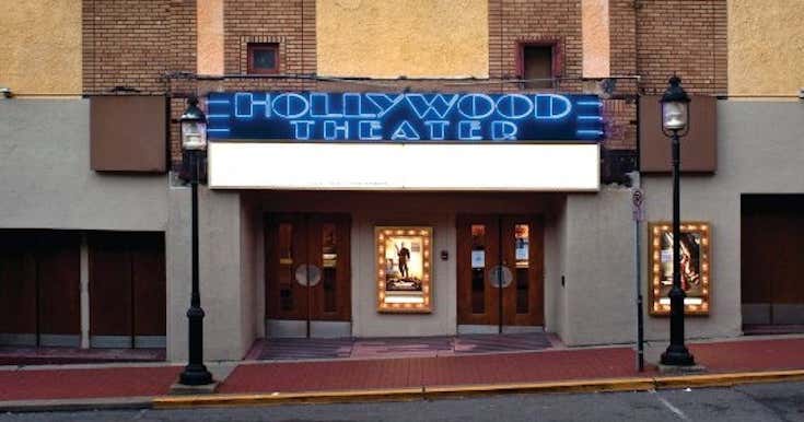 The Hollywood Theater, Pittsburgh Roadtrippers