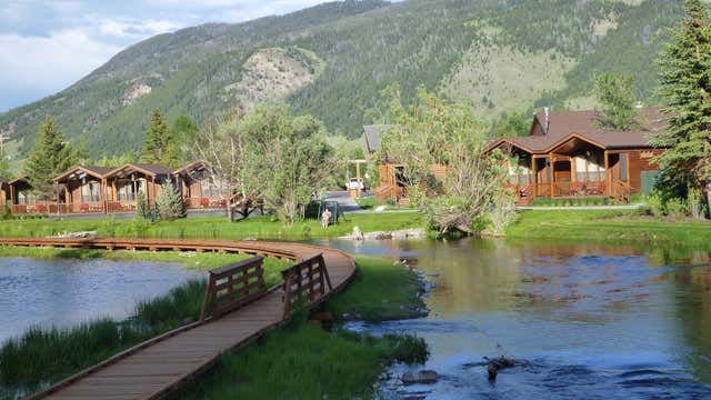 Rustic Inn At Jackson Hole Creekside Resort Spa Jackson Wy Roadtrippers