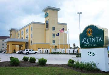 Photo of La Quinta Inn & Suites Gonzales