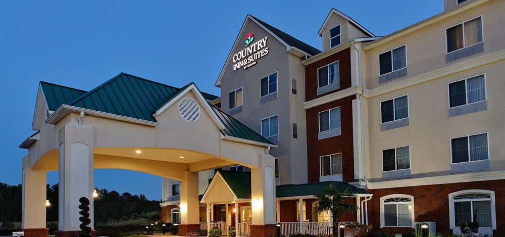 Photo of Country Inn & Suites by Radisson, Wilson, NC