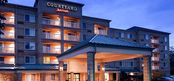 Photo of Courtyard by Marriott Cleveland Airport South