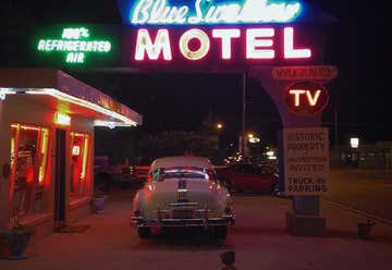 Photo of Blue Swallow Motel