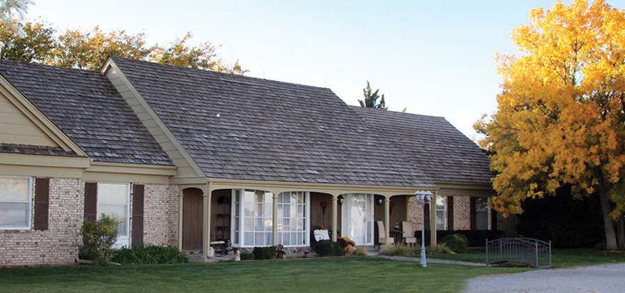 Photo of The Willows Inn Bed and Breakfast