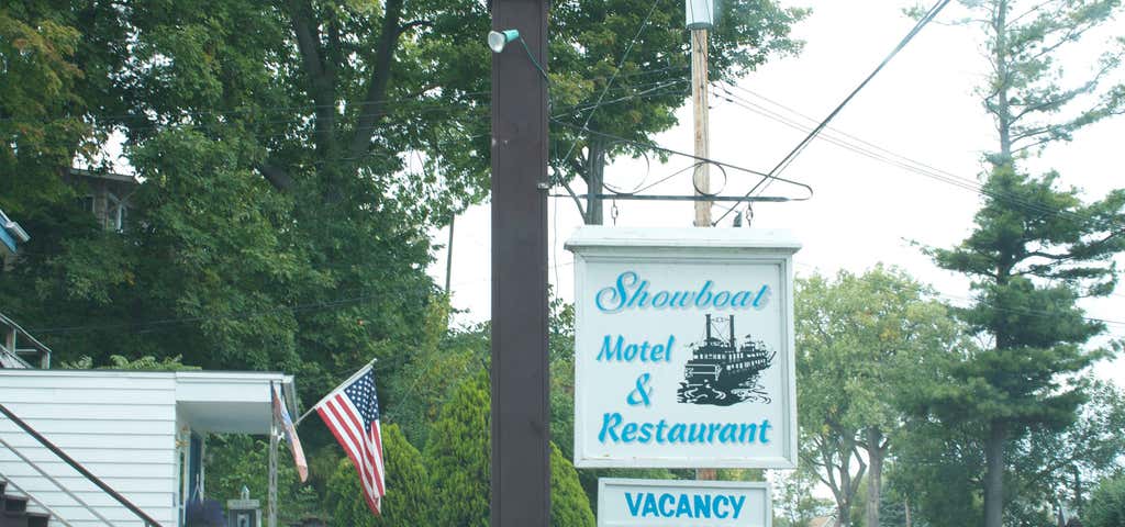 Photo of The Showboat Motel