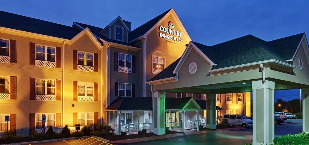 Photo of Country Inn & Suites by Radisson, Nashville, TN