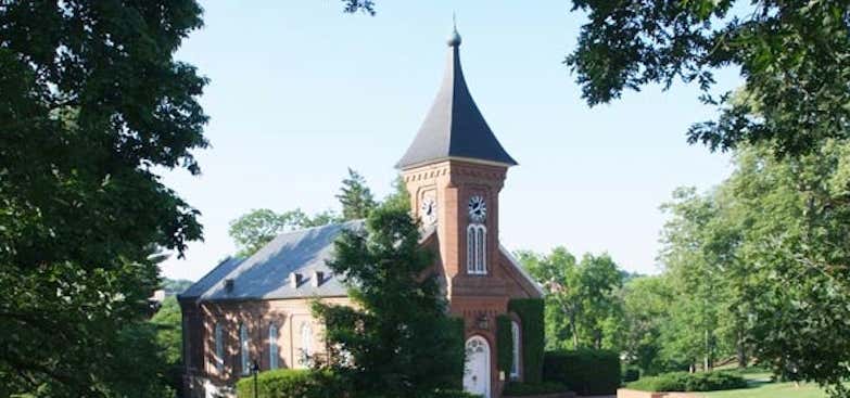 Photo of Lee Chapel and Museum