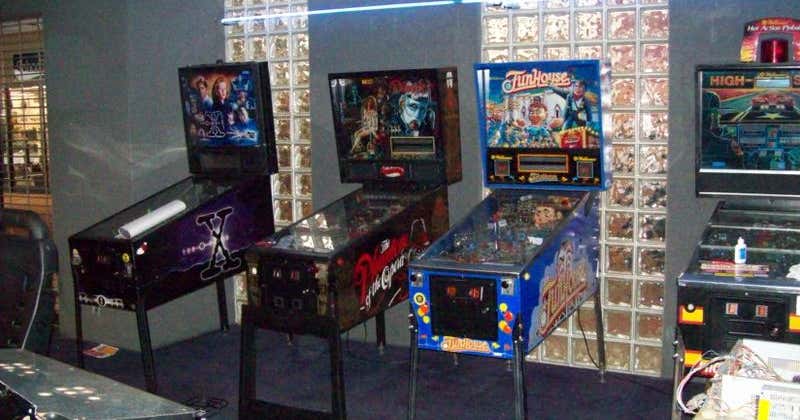 Game Galaxy Arcade, Nashville Roadtrippers