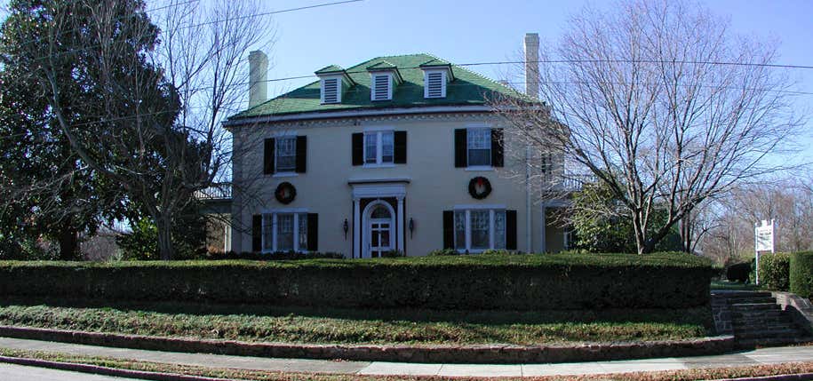 Photo of Morehead Manor Bed and Breakfast