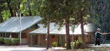 Photo of Cedar Lodge Motel