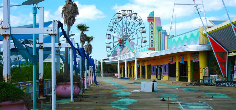 Photo of Six Flags New Orleans (abandoned)
