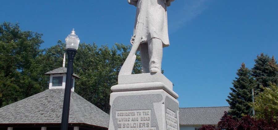 Photo of Civil War Monument