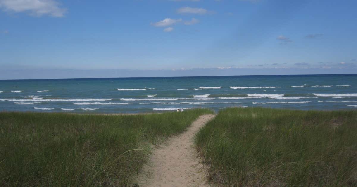 Hoy's Beach, Syracuse Roadtrippers