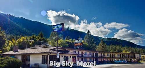 Photo of Budget Host Big Sky Motel Supe