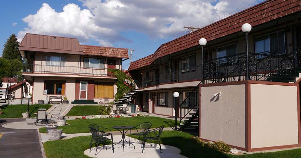 Bristlecone Motel, Ely Roadtrippers