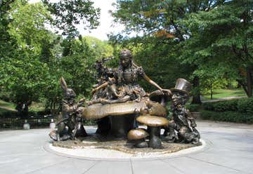 Photo of Alice in Wonderland Sculpture