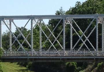 Photo of 'One Tree Hill' Filming Location (The Bridge)