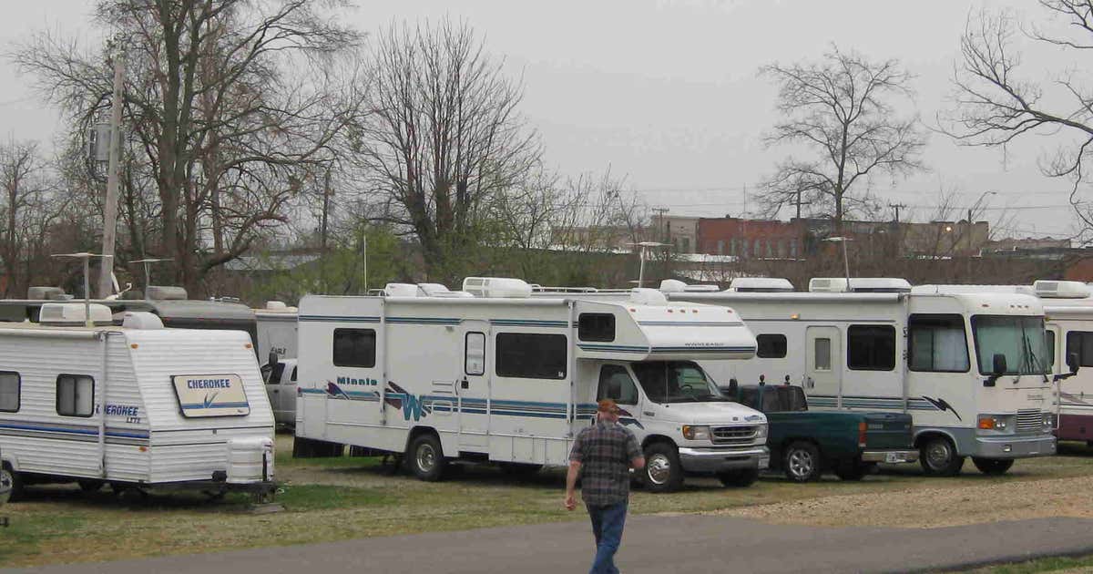 Mt Nebo Trailer Park, Roseburg Roadtrippers