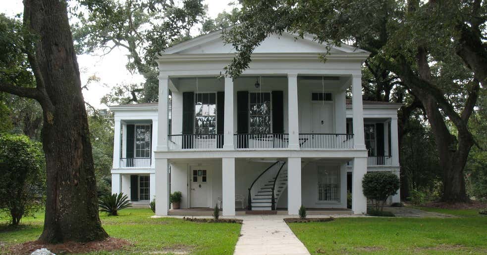 Oakleigh House Museum, Mobile Roadtrippers