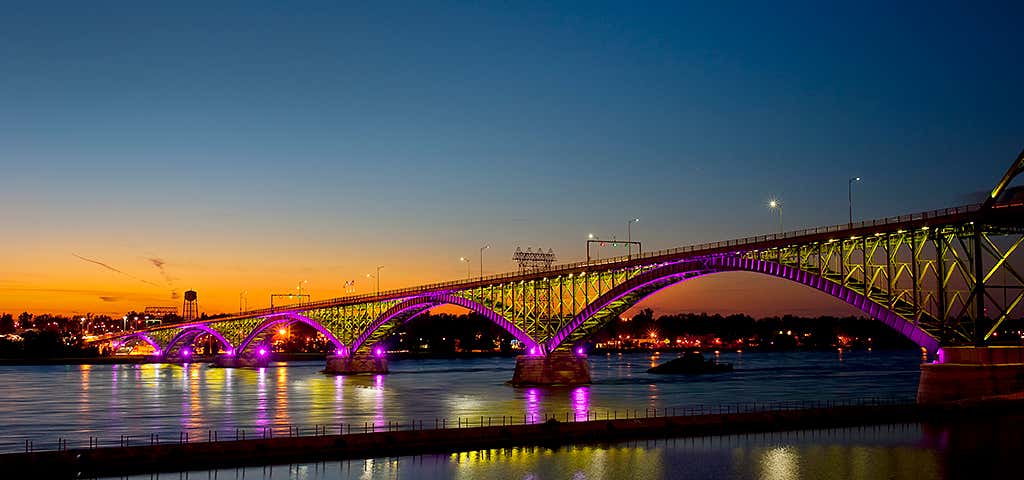 Photo of Peace Bridge