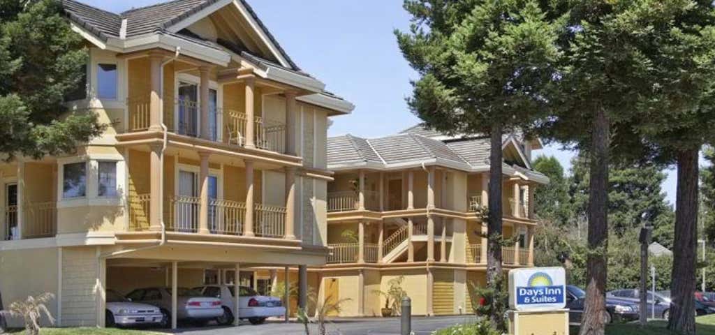 Photo of Days Inn And Suites Santa Cruz