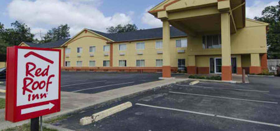 Photo of Red Roof Inn San Marcos