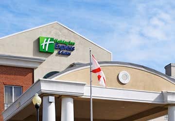Photo of Holiday Inn Express Hays