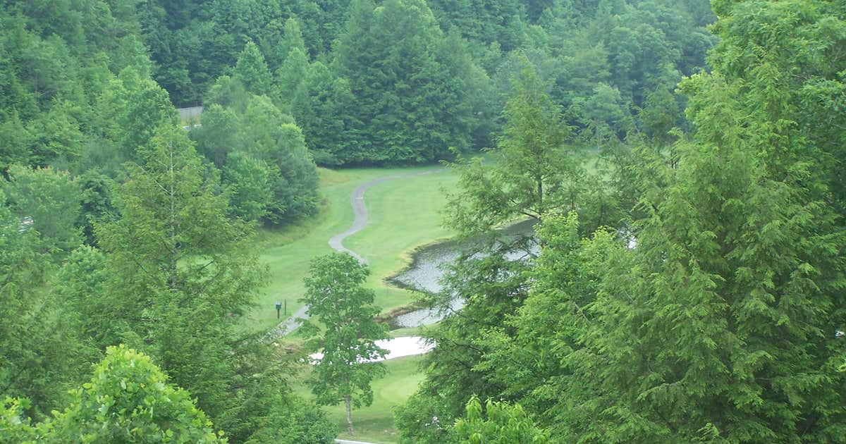 Twin Falls Resort State Park, Mullens Roadtrippers