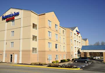Photo of Fairfield Inn and Suites by Marriott Marion