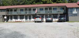 Happy Bear Motel