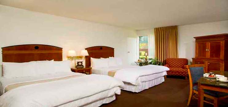 Photo of Anaheim Plaza Hotel & Suites