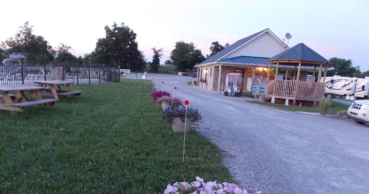 Whispering Hills RV Park, Roadtrippers