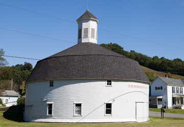Photo of Round Barn Museum