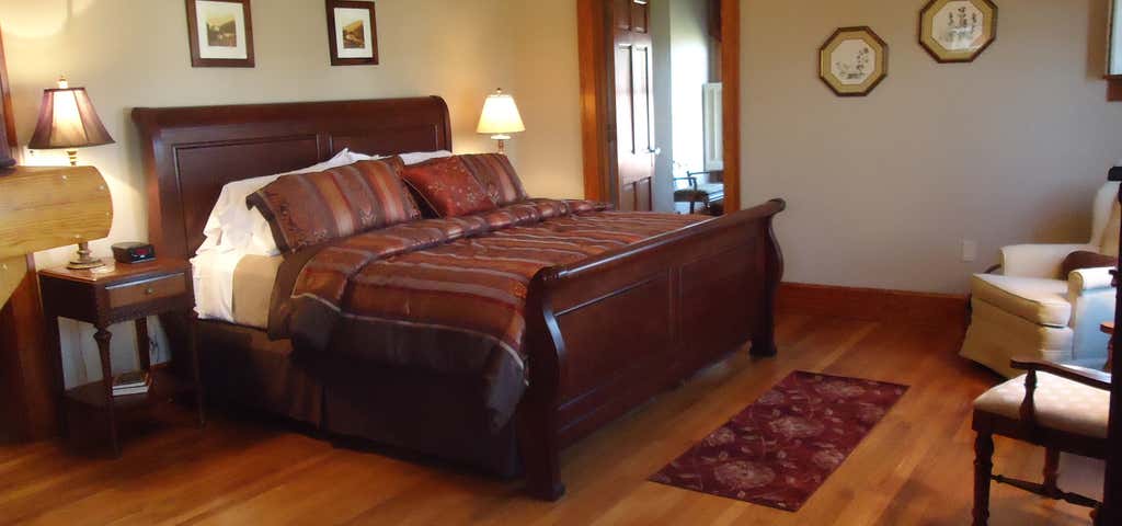 Photo of Lawrenceburg Bed and Breakfast
