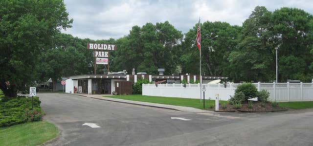 Nebraska's Hidden Gem: Holiday RV Park & Campground – Your Perfect Prairie Escape