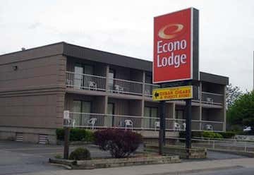 Photo of Econo Lodge by the Falls