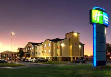 Photo of Holiday Inn Express & Suites Canyon